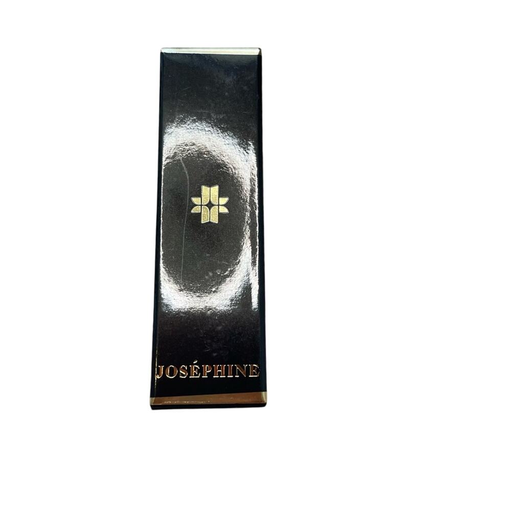 NEW! Josephine Lip Powder Liquid Lip